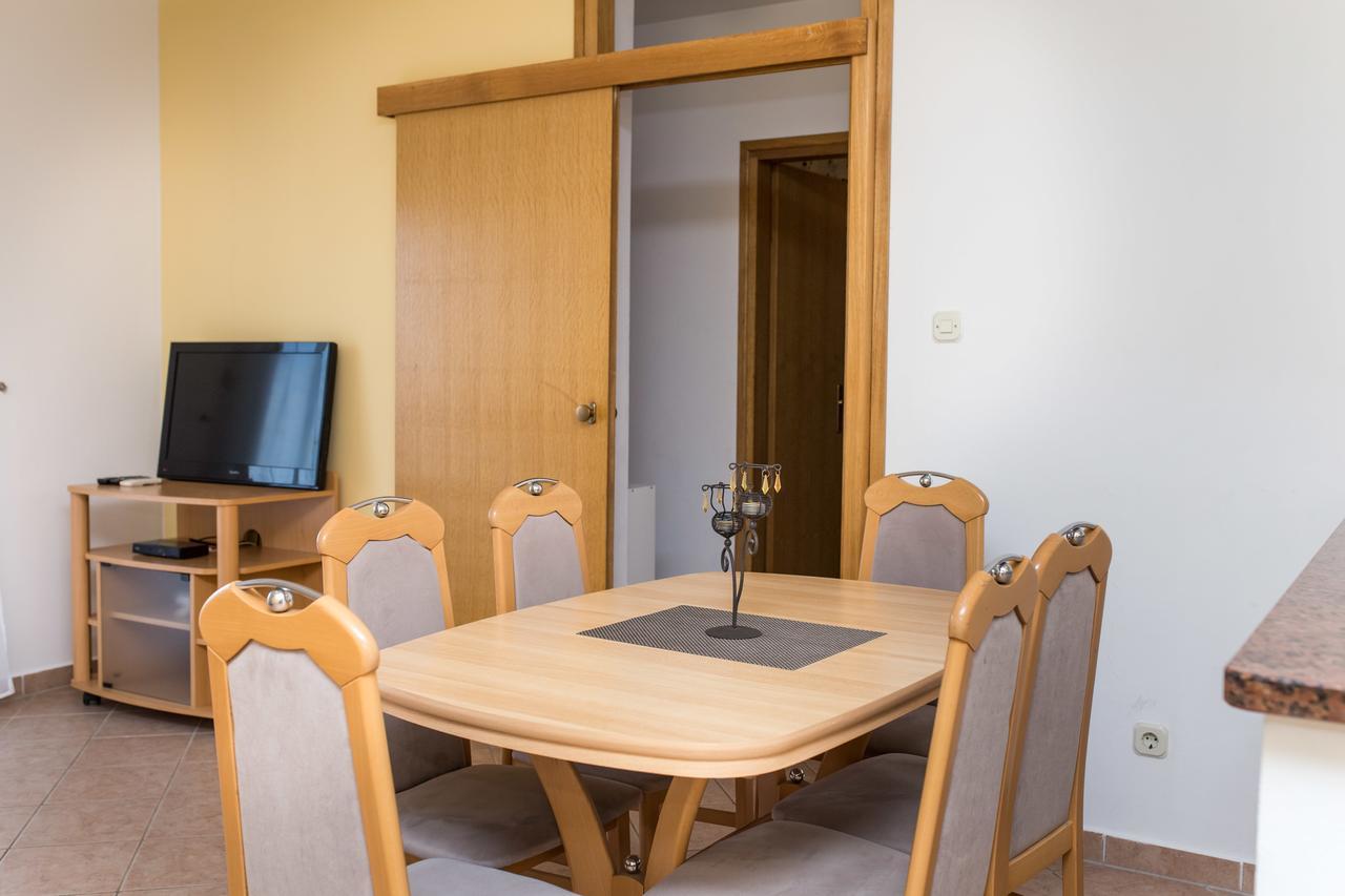 Apartment Clear Sky Baska Voda Ngoại thất bức ảnh