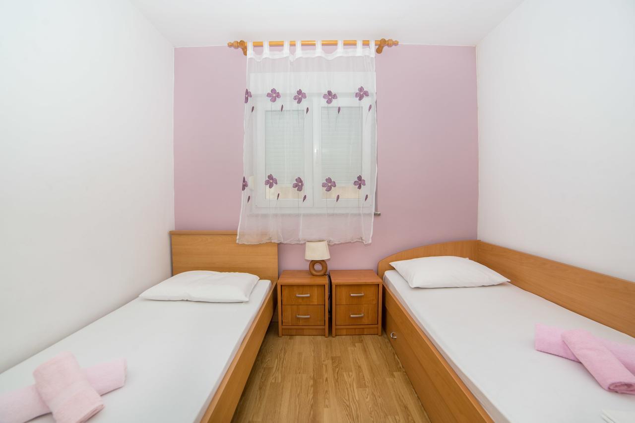 Apartment Clear Sky Baska Voda Ngoại thất bức ảnh