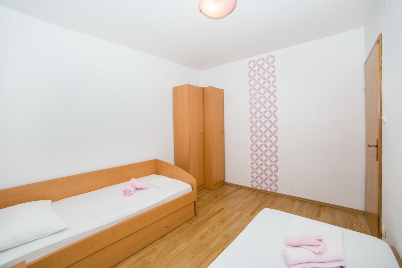 Apartment Clear Sky Baska Voda Ngoại thất bức ảnh